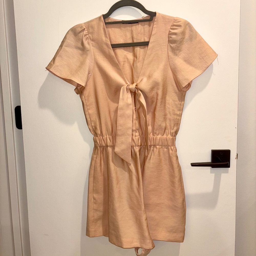 ZARA XS Front Tie Romper in peach